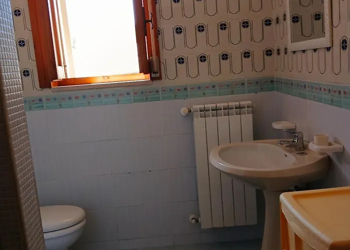 Case Vacanze La Fiaba بيت ضيافة 3*