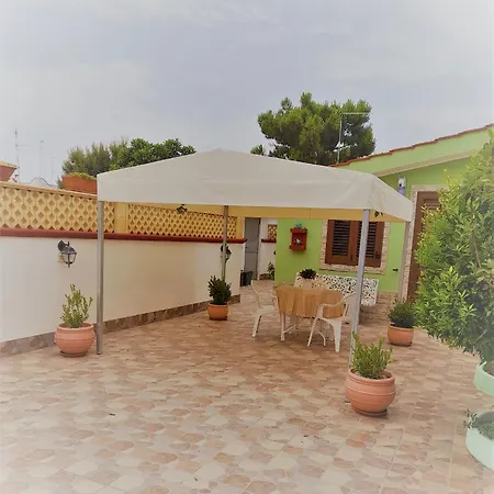 Penzion Per Vacanze La Fiaba Pulsano